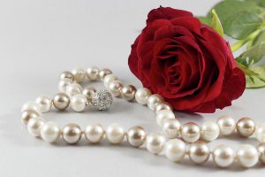 Jewelry gifts for valentines day