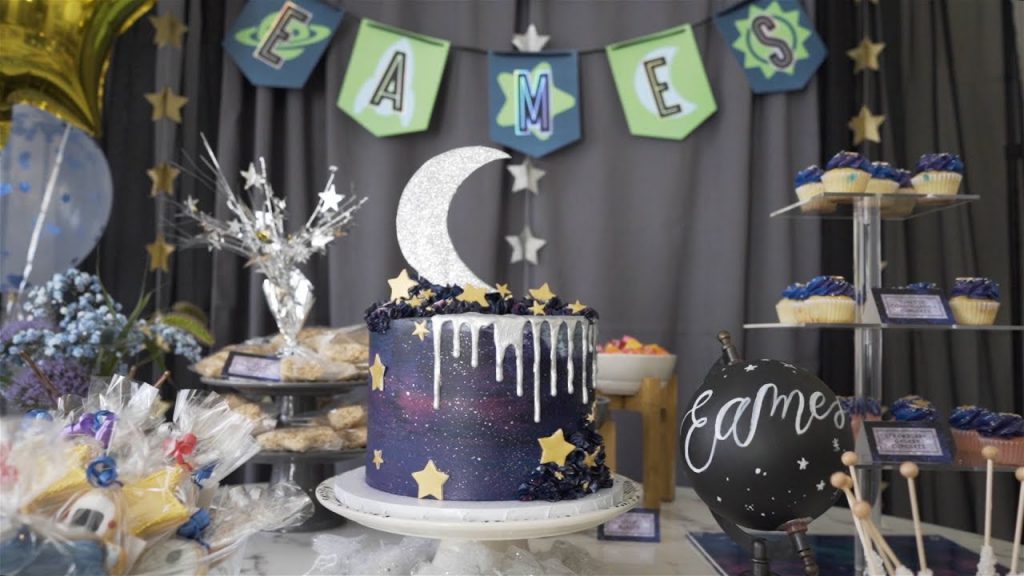 space-baby-shower-themes