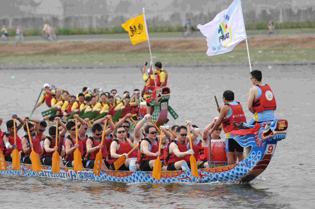 Dragon-boat-Racing