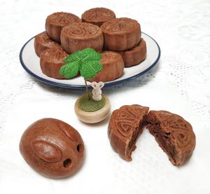 Coffee and Chocolate Lava mooncakes