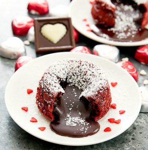 Red Velvet lava cake