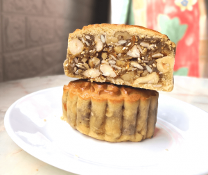 mixed nuts mooncake