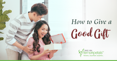 Know the Art behind How to Give Gifts