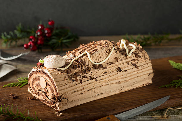5 Best Christmas Cakes to Spread Festive Cheer- Yule Log Cake