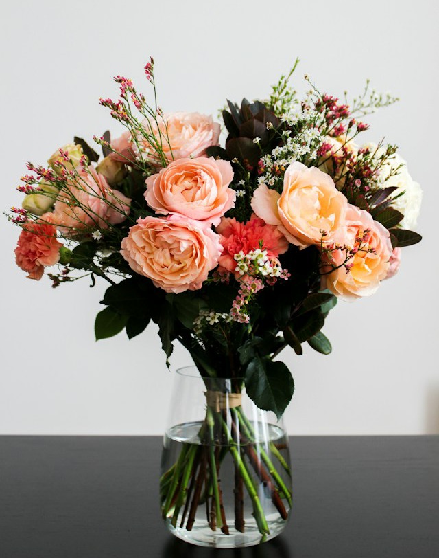 How to Pick the Right Vase for a Flower Bouquet? - FNP Singapore